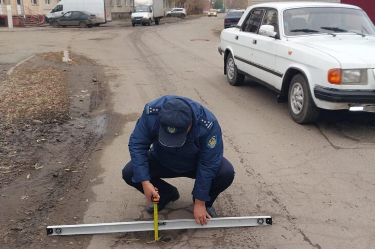 Дороги накануне зимы обследовали полицейские СКО