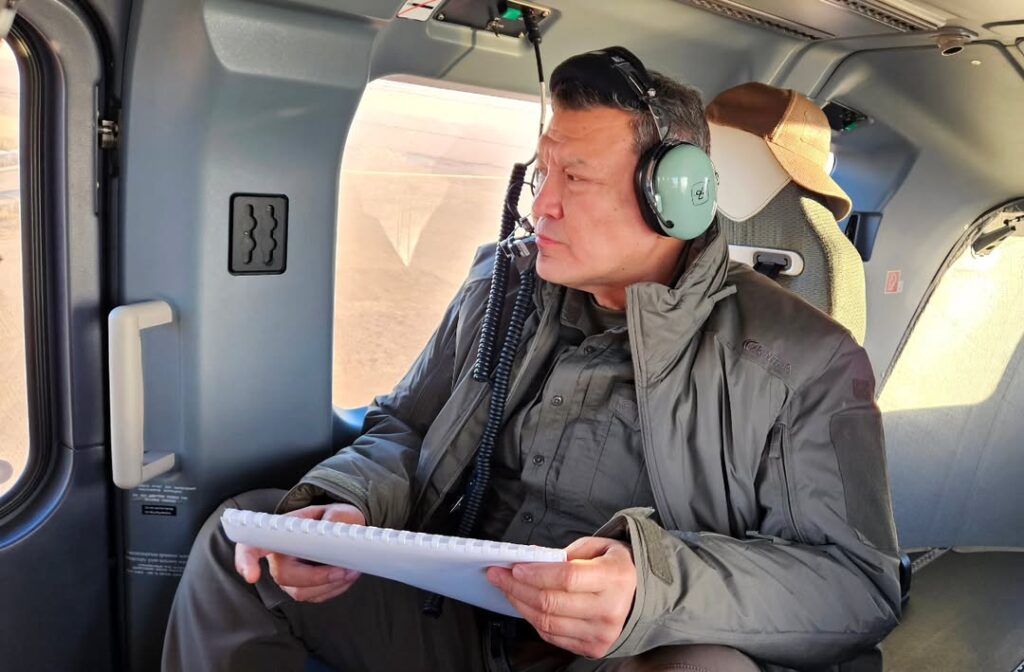 Подверженные паводкам районы облетел аким СКО