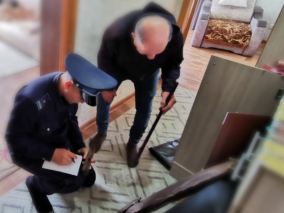 Полицейские проверяют любителей охоты