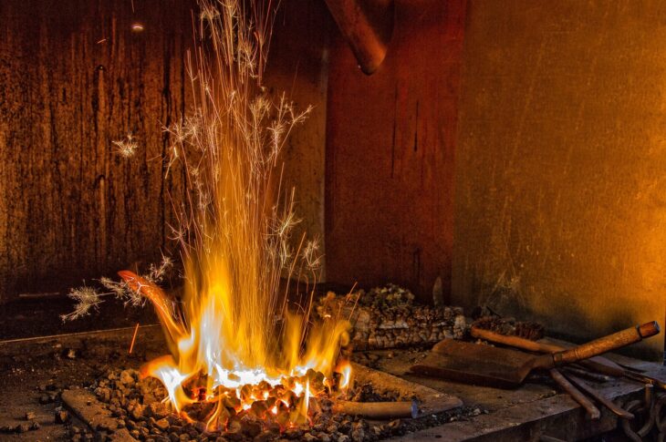 Обширные ожоги получила во время сушки подвала жительница СКО