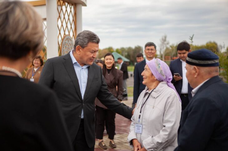 В Аккайынском районе развивают проекты для пожилых