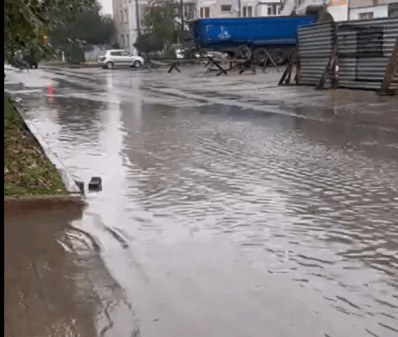 Петропавловск тонет после дождя - где ливневки?