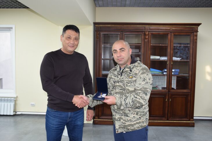 Переработчик пуха из Петропавловска получил медаль «За верность делу»