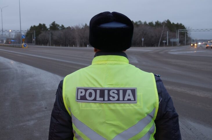 Перейти на зимнюю резину рекомендуют водителям Петропавловске