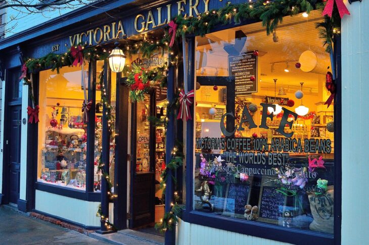 Конкурс на лучшее новогоднее оформление стартовал в Петропавловске