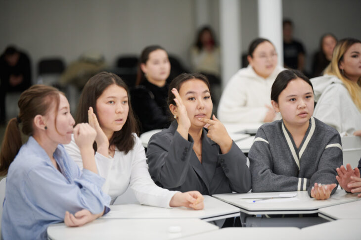 В СКУ прошла интеллектуальная игра ко Дню борьбы с коррупцией