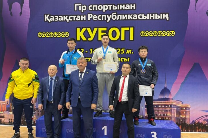 Курсант из Петропавловска поднял 24-килограммовую гирю 115 раз