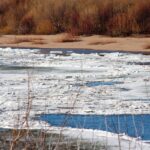 Лед взрывают на реках в СКО