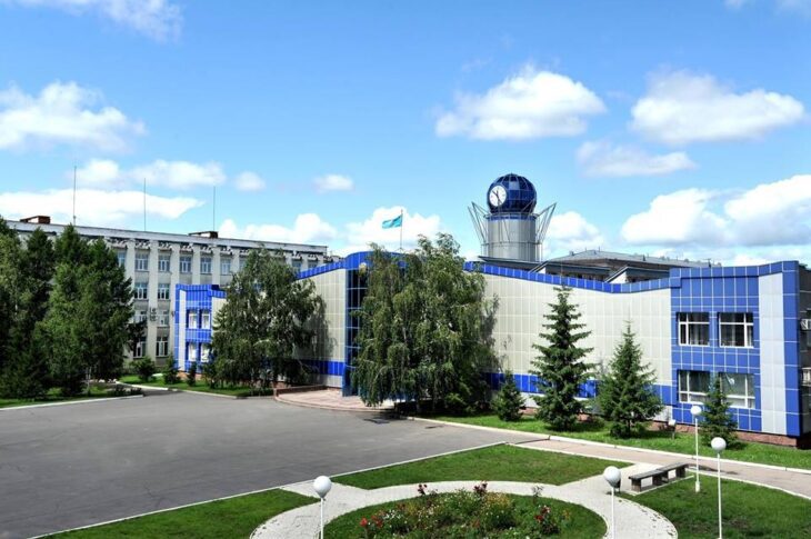 Профессор из Турции учит студентов Петропавловска