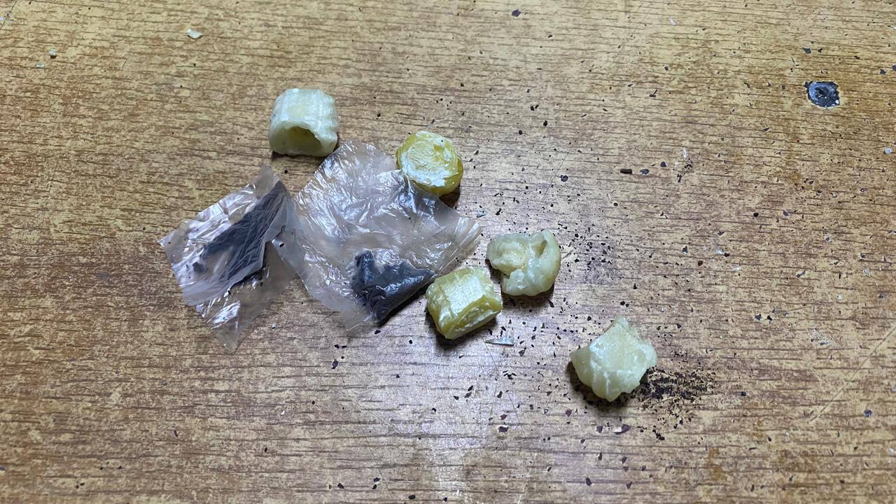 Наркотики в карамельках пытались передать в колонию СКО