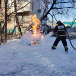 Горящую машину потушили за 15 минут в Петропавловске