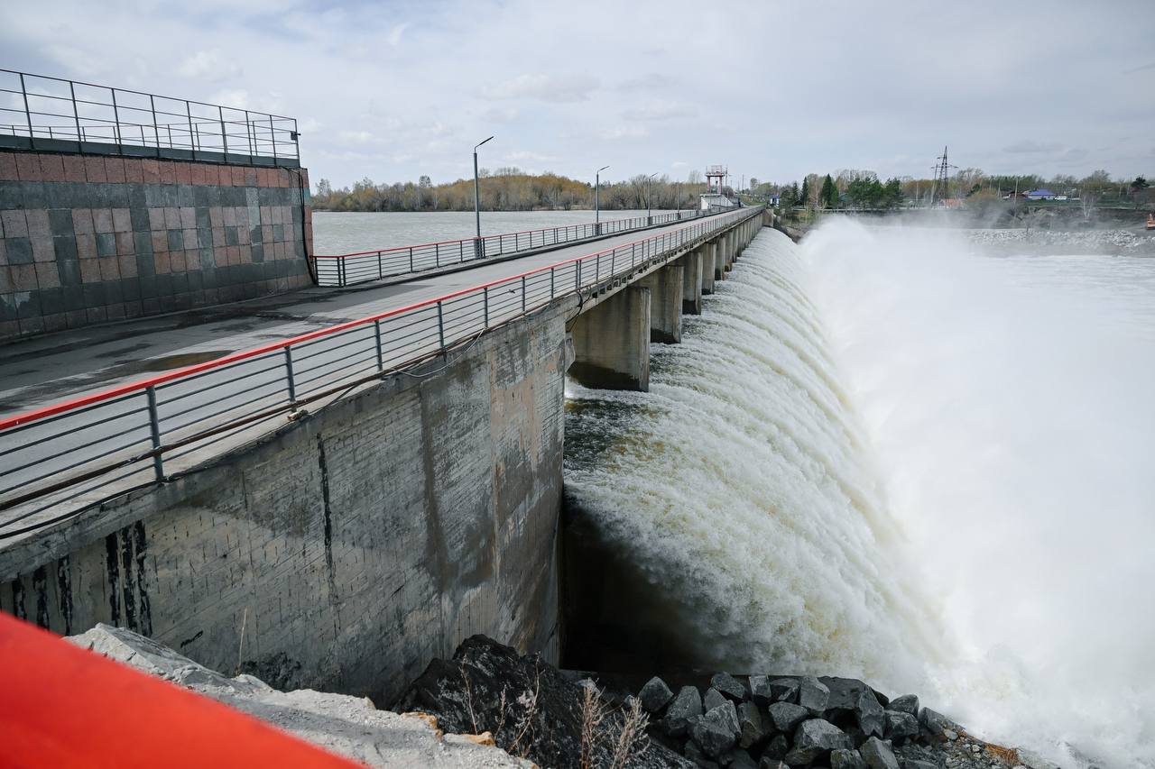 Уровень воды поднимается в Петропавловске