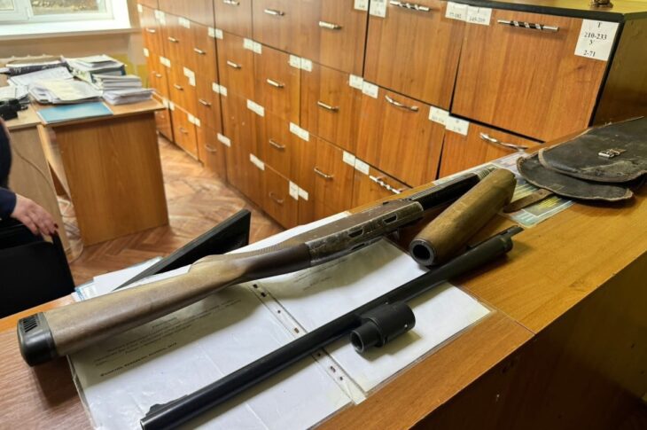 Три ружья сдали в полицию жители Петропавловска