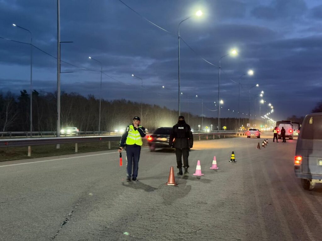 В СКО трассу у Бесколя сузили для профилактики аварий
