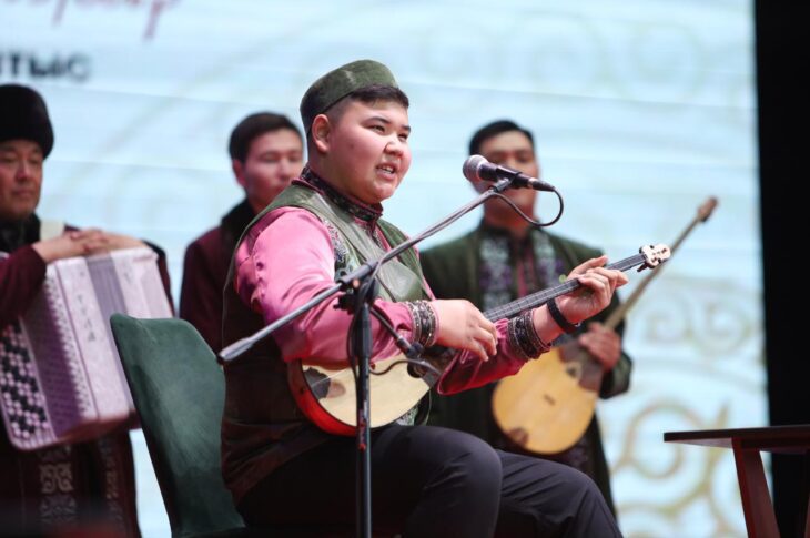 Республиканский командный айтыс прошел в Петропавловске