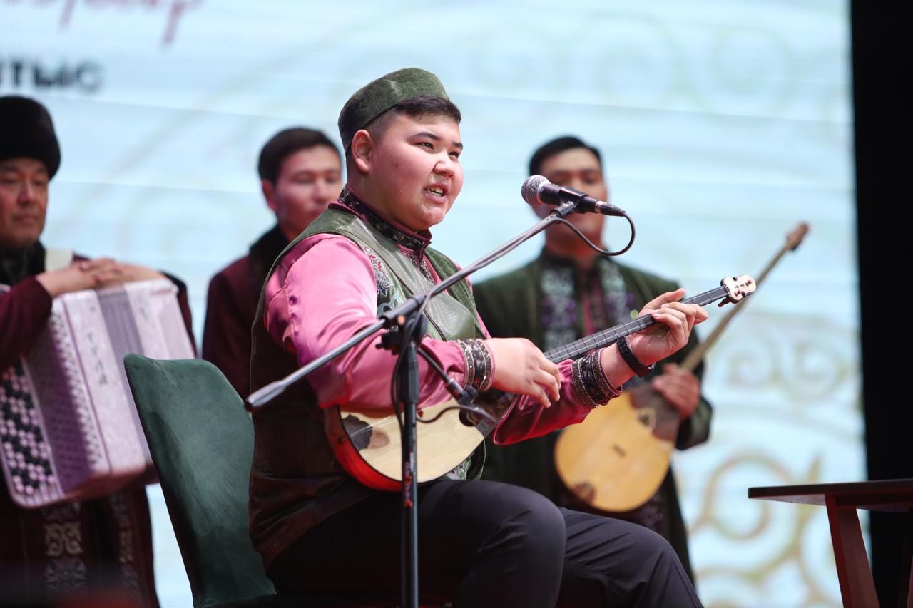 Республиканский командный айтыс прошел в Петропавловске