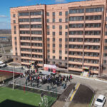 Ключи от новых квартир получили 32 семьи-очередника