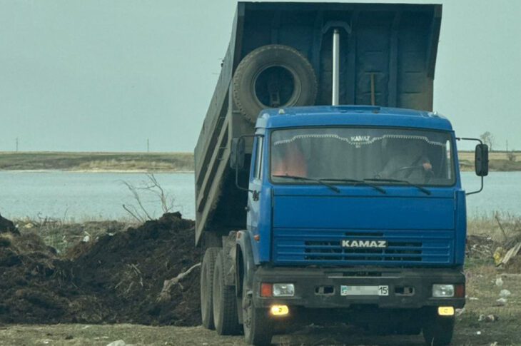 Штраф за машину мусора получил житель СКО