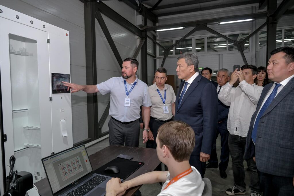 Медицинское оборудование изготавливает завод в Петропавловске