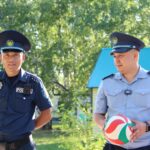 Полицейские патрулируют детские лагеря в СКО