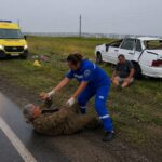 После аварии пьяный пассажир напал на медсестру в СКО