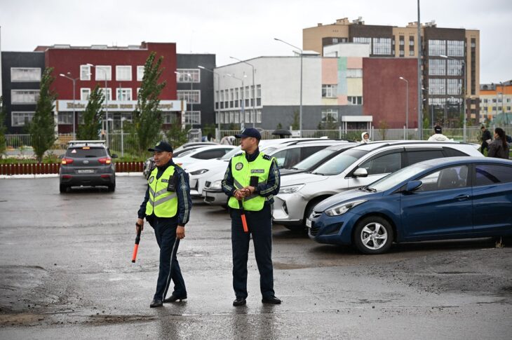 В СКО за каждой школой закрепили полицейских
